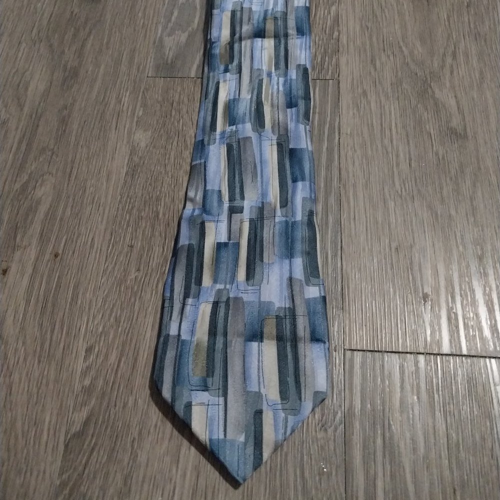 J Garcia 2004 Arizona Collection Thirty-Seven 100% Silk Necktie